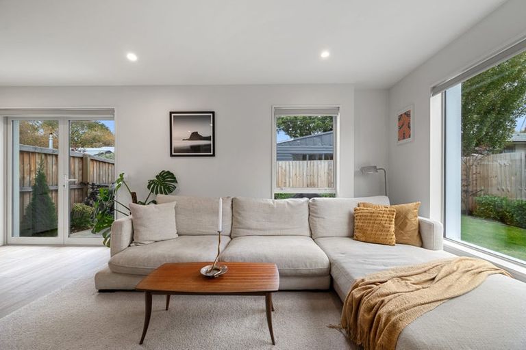 Photo of property in 4/15 Domett Street, Waltham, Christchurch, 8023