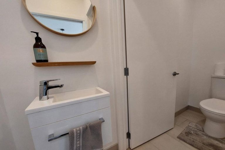 Photo of property in 118 Clark Road, Hobsonville, Auckland, 0616