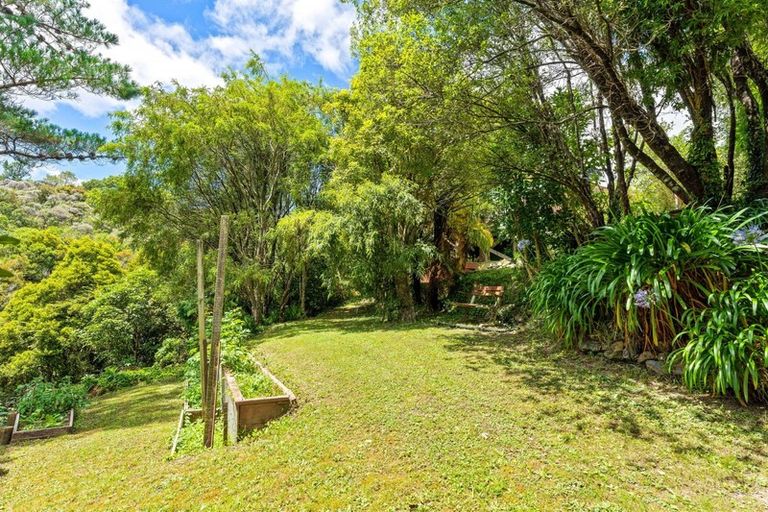 Photo of property in 25 Gentian Street, Timberlea, Upper Hutt, 5018