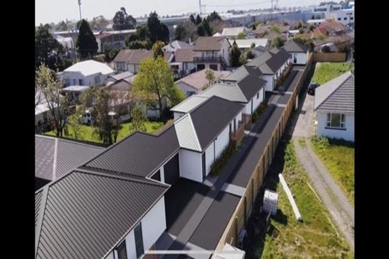 Photo of property in 2/7 Vickerys Road, Wigram, Christchurch, 8042