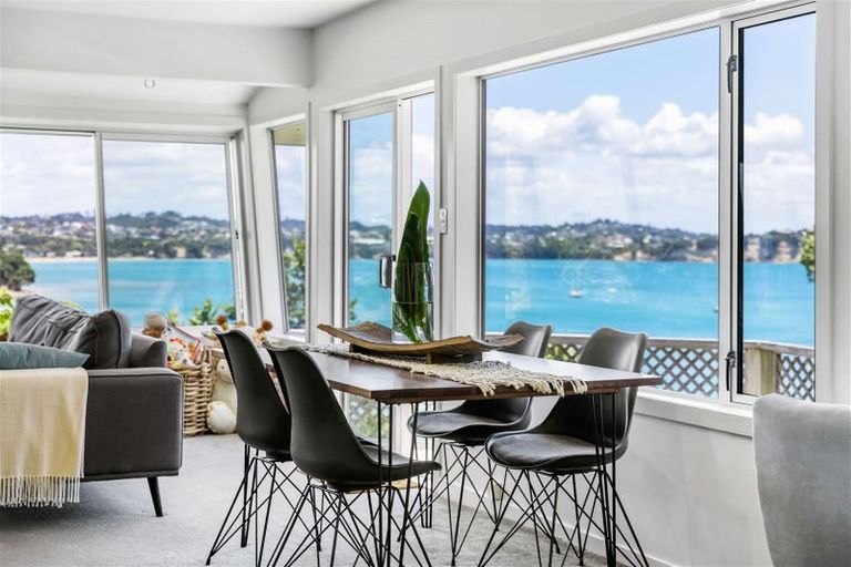 Photo of property in 1100a Whangaparaoa Road, Tindalls Beach, Whangaparaoa, 0930