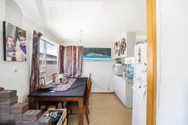 Photo of property in 27 Hyperion Drive, Randwick Park, Auckland, 2105