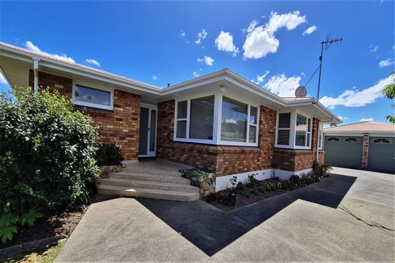 Photo of property in 21 Henare Street, West End, Palmerston North, 4412