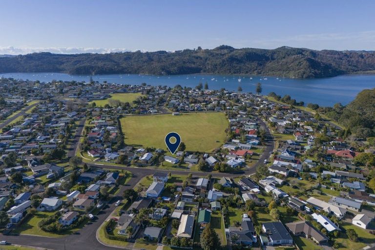 Photo of property in 29 Catherine Crescent, Whitianga, 3510