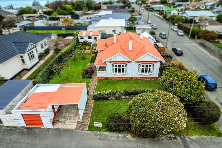 Photo of property in 61 Hull Street, South Hill, Oamaru, 9400
