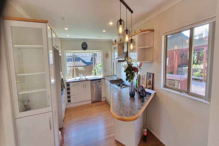 Photo of property in 5 Lamia Place, The Gardens, Auckland, 2105