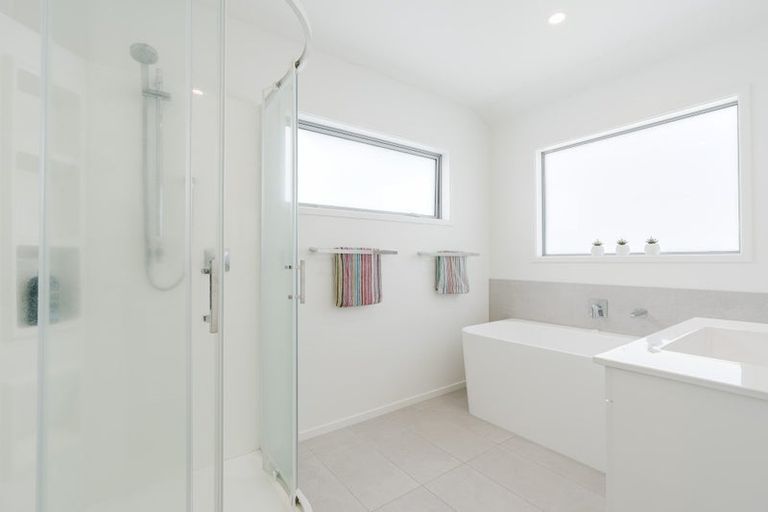 Photo of property in 101d Charleston Avenue, Whangamata, 3620