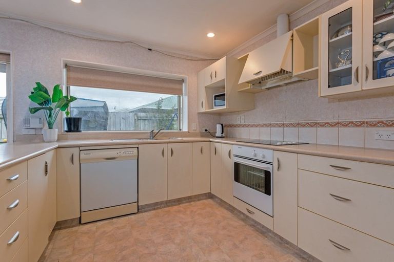 Photo of property in 8 Cole Lane, Milson, Palmerston North, 4414