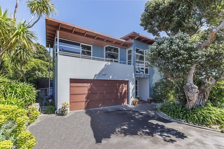 Photo of property in 123a Nevay Road, Miramar, Wellington, 6022