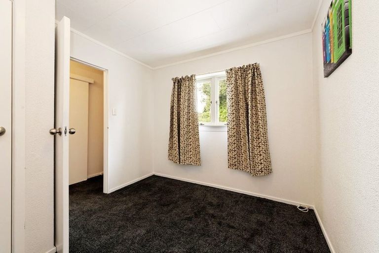 Photo of property in 4/54 View Road, Henderson, Auckland, 0612