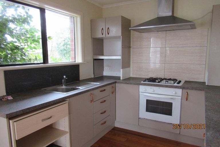 Photo of property in 1/2 Costar Place, Wiri, Auckland, 2104