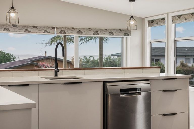 Photo of property in 307 Mahurangi East Road, Snells Beach, 0920