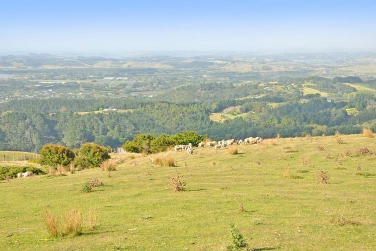 Photo of property in 100 Birdsall Road, Whangateau, Warkworth, 0985