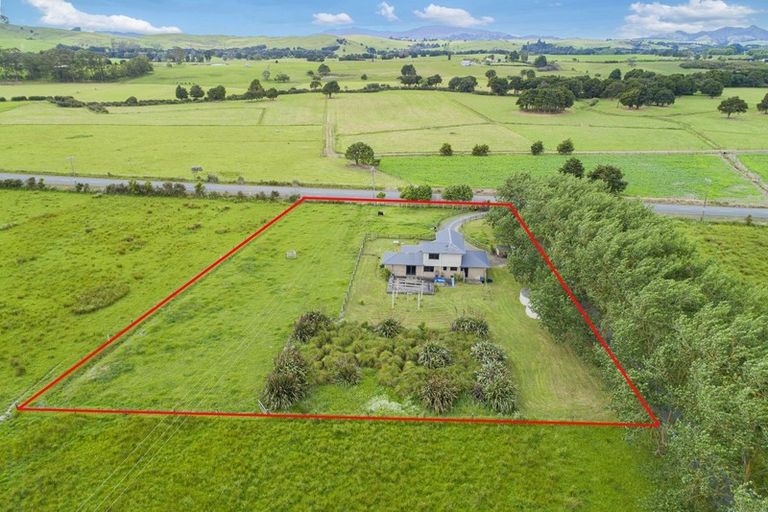 Photo of property in 993 Mangakahia Road, Poroti, Whangarei, 0179