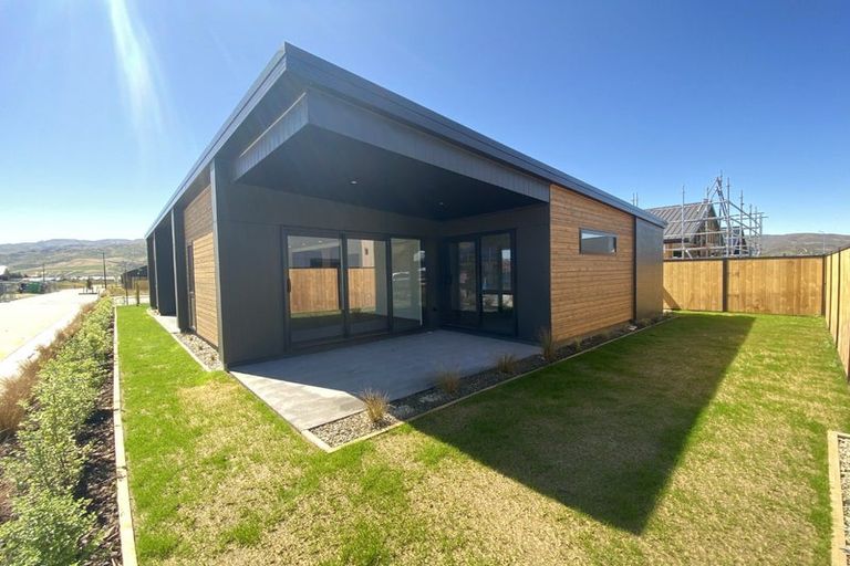 Photo of property in 9 Tussock Way, Cromwell, 9310
