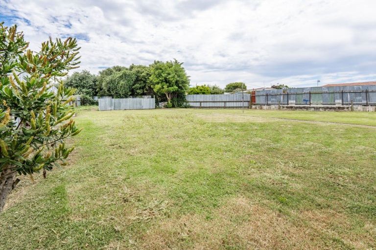 Photo of property in 1215a Norfolk Crescent, Mayfair, Hastings, 4122