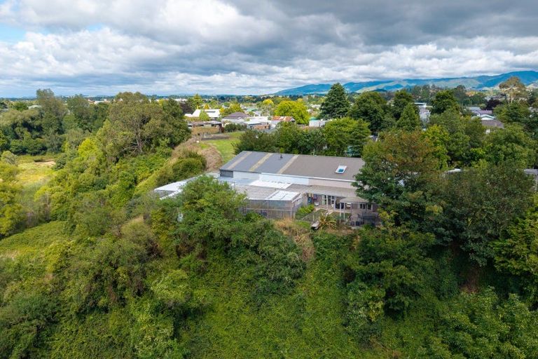 Photo of property in 27 Robertshawe Crescent, Dannevirke, 4930