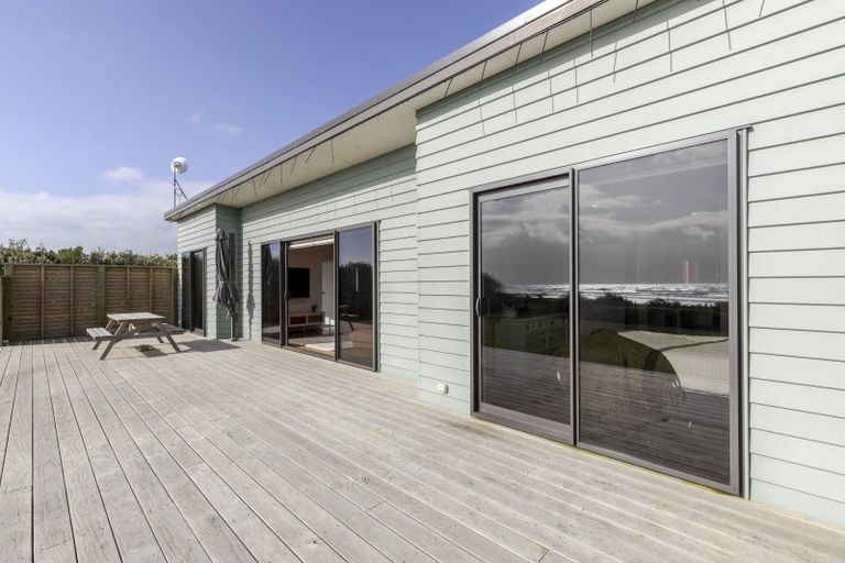 Photo of property in 428 Coast Road, Warea, New Plymouth, 4381