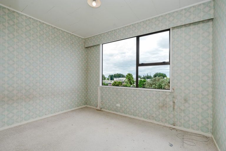 Photo of property in 16 Cowley Drive, Temple View, Hamilton, 3218