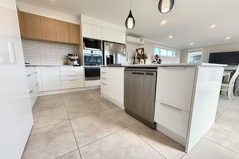 Photo of property in 13 Whenuapai Drive, Whenuapai, Auckland, 0618