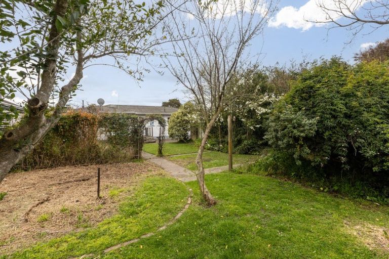 Photo of property in 302 Lascelles Street, Saint Leonards, Hastings, 4120