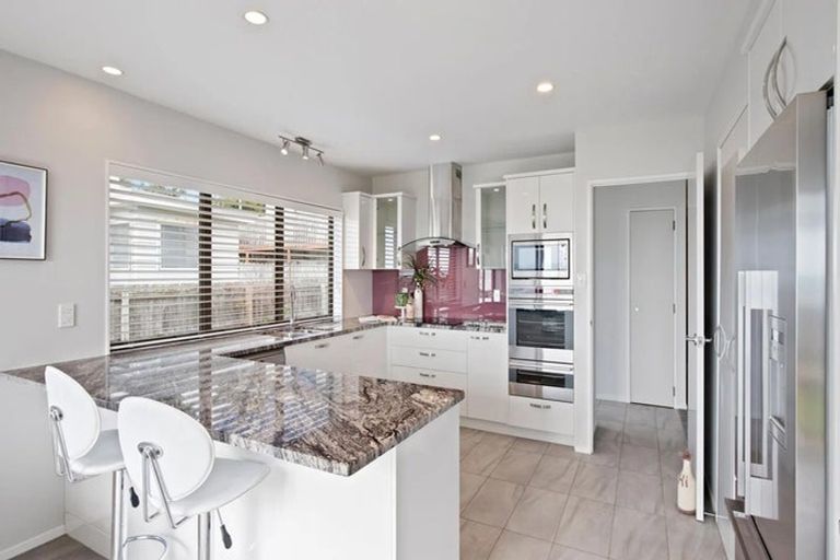 Photo of property in 1/2 The Esplanade, Eastern Beach, Auckland, 2012