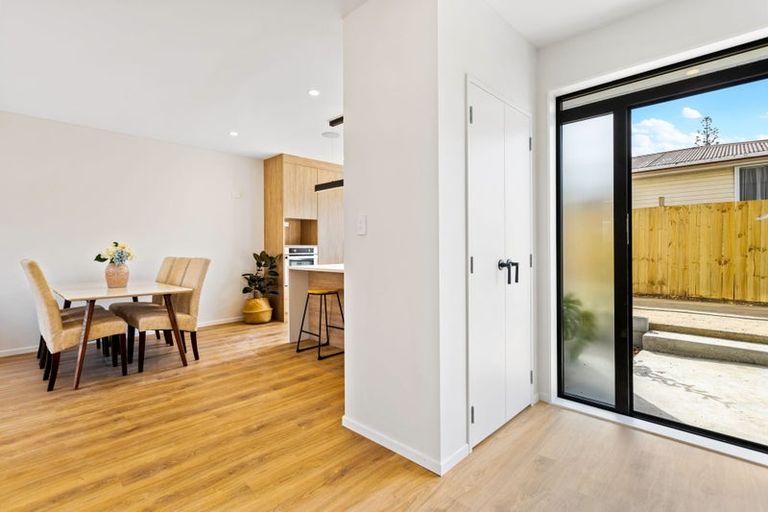 Photo of property in 5b Norval Road, Henderson, Auckland, 0610