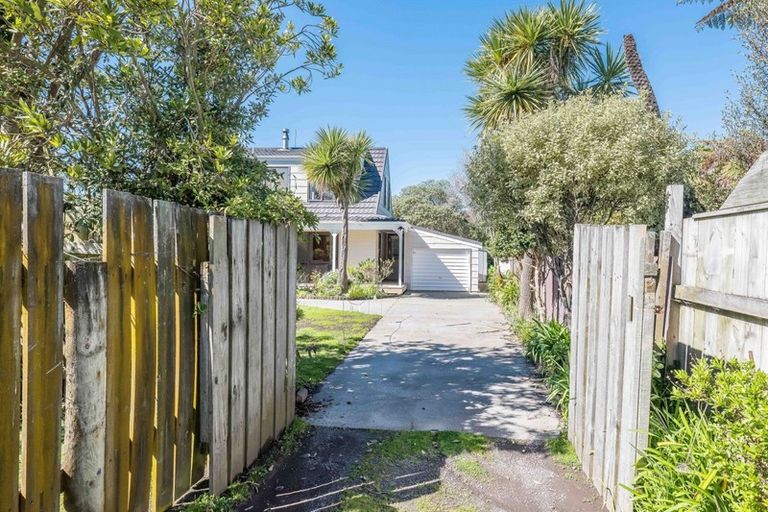 Photo of property in 90a Manly Street, Paraparaumu Beach, Paraparaumu, 5032