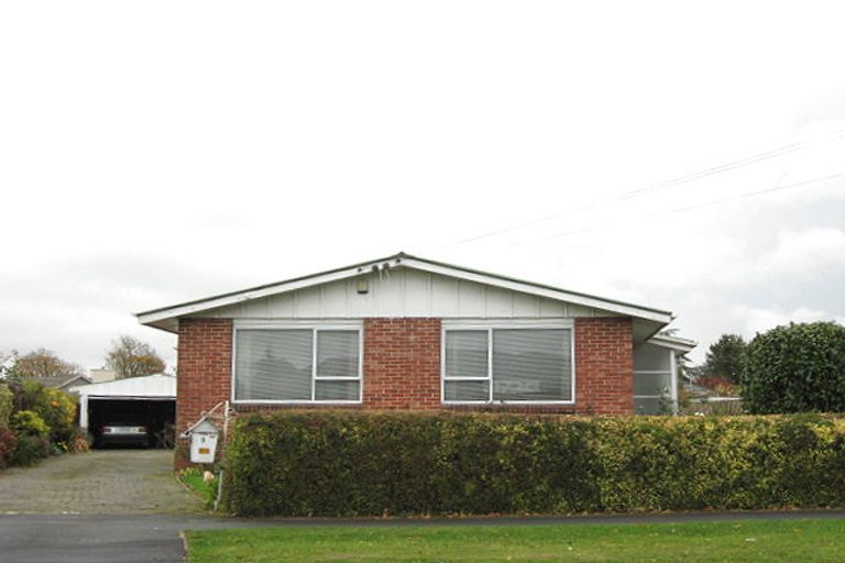 Photo of property in 9 Uxbridge Street, Northcote, Christchurch, 8052