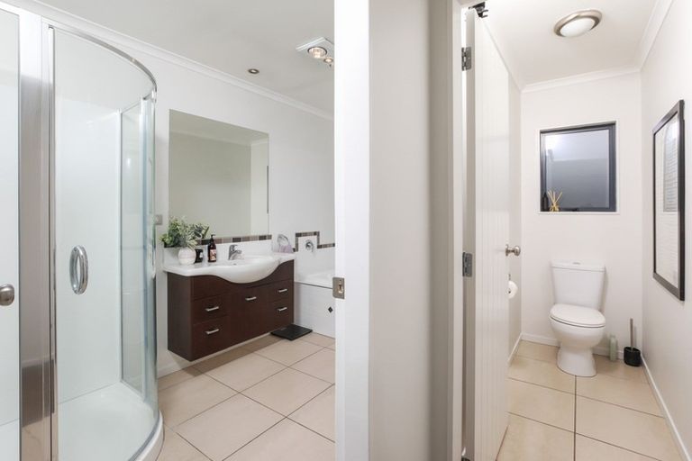 Photo of property in 14 Madison Street, Cambridge, 3434