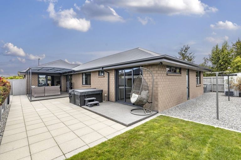 Photo of property in 42 Karere Avenue, Marshland, Christchurch, 8083