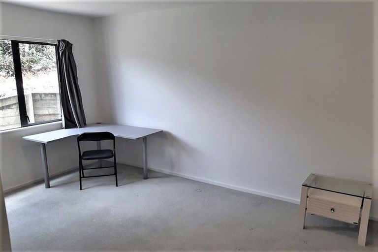 Photo of property in 158a East Coast Road, Forrest Hill, Auckland, 0620