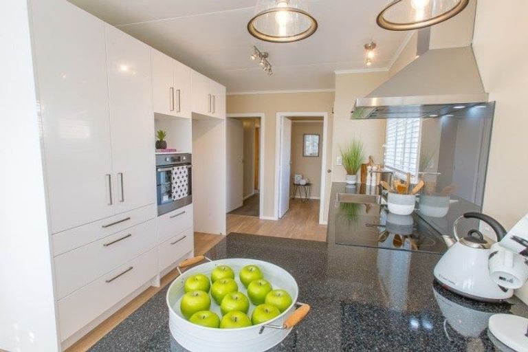 Photo of property in 406 Warspite Avenue, Ascot Park, Porirua, 5024