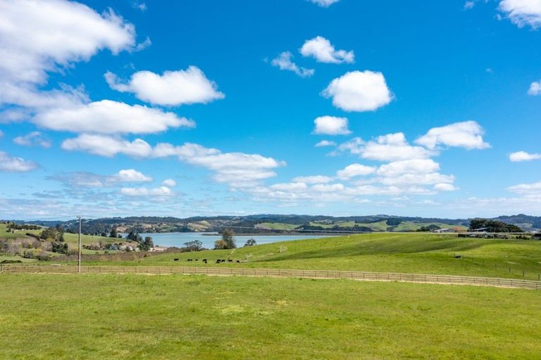 Photo of property in 66 Captain Kasper Rise, Snells Beach, 0920