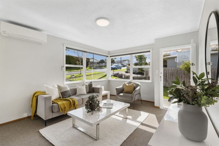 Photo of property in 2/49 Wolsley Avenue, Milford, Auckland, 0620