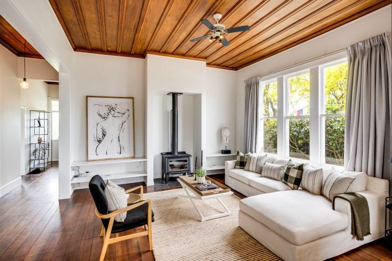 Photo of property in 413 Jervois Street, Mayfair, Hastings, 4122