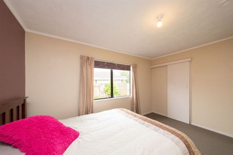 Photo of property in 5 Cargill Grove, Kelvin Grove, Palmerston North, 4414