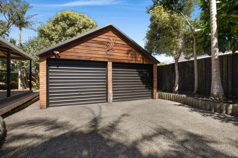 Photo of property in 138 Carnoustie Drive, Wattle Downs, Auckland, 2103