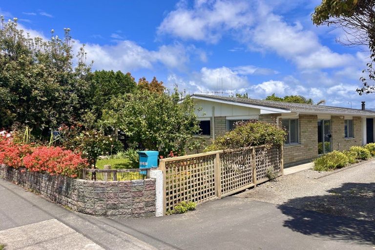 Photo of property in 151a Tasman Road, Otaki, 5512