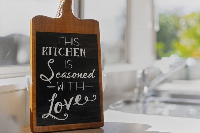 Photo of property in 4 Mcleod Place, Papamoa Beach, Papamoa, 3118