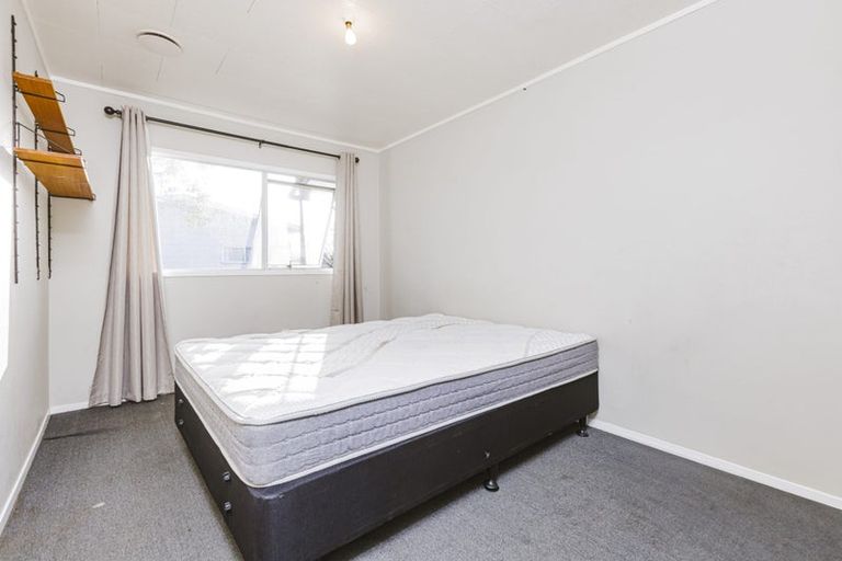 Photo of property in 1/6 Bundena Place, Clendon Park, Auckland, 2103