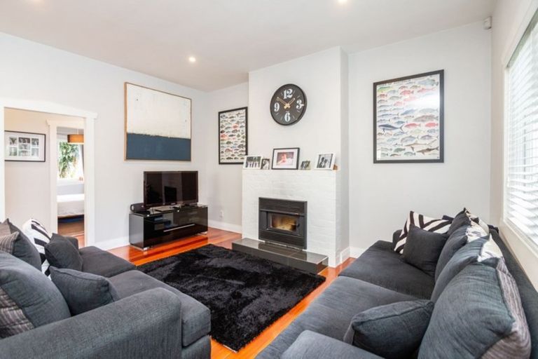 Photo of property in 1012 Great North Road, Point Chevalier, Auckland, 1022