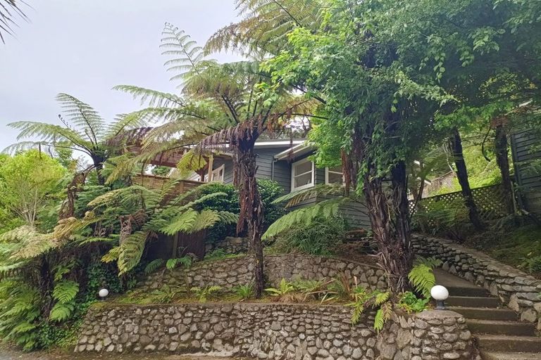 Photo of property in 17a Blue Mountains Road, Silverstream, Upper Hutt, 5019