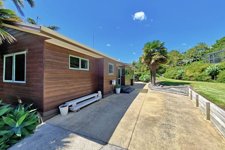 Photo of property in 55 Herbert Drive, Whangamata, 3620