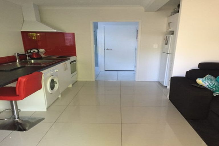 Photo of property in 143a Oceanview Road, Mount Maunganui, 3116