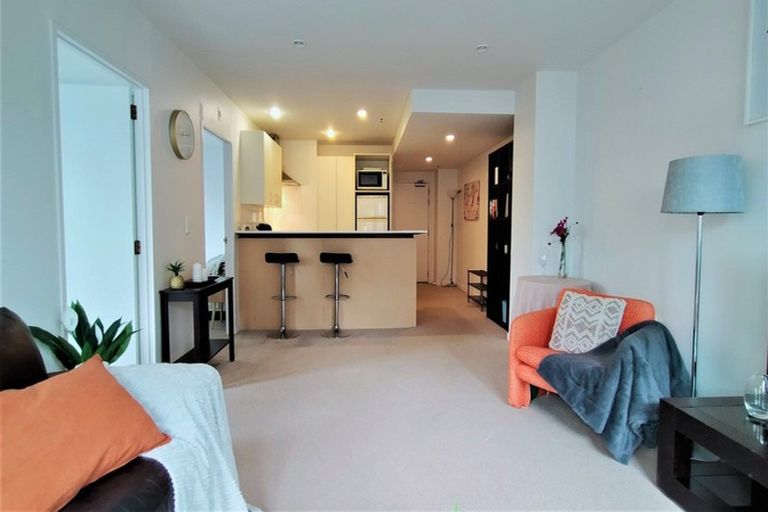 Photo of property in Terrace Heights Apartments, 8c/163 The Terrace, Wellington Central, Wellington, 6011