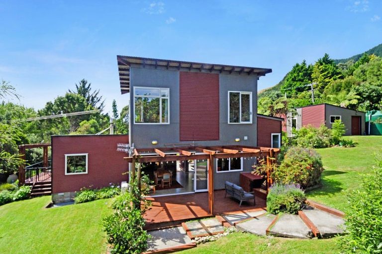 Photo of property in 32 Hadfield Road, Peka Peka, Waikanae, 5391