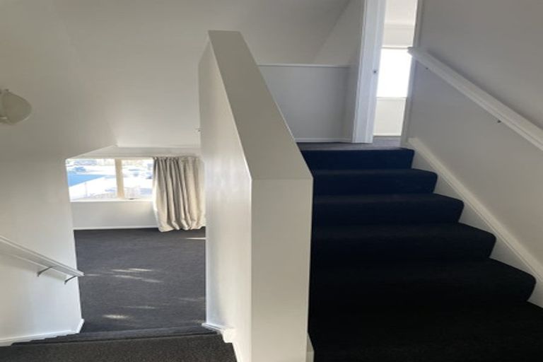 Photo of property in 17 Sirsi Terrace, Broadmeadows, Wellington, 6035