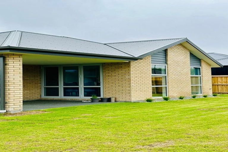 Photo of property in 39 Chambers Avenue, Woodend, 7691