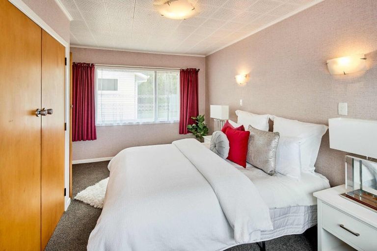 Photo of property in 3 Mcleod Street, Elderslea, Upper Hutt, 5018